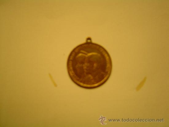 Medallas tem&aacute;ticas: Peque&ntilde;a medalla inglesa George V and Mary King and Queen of Great Britain