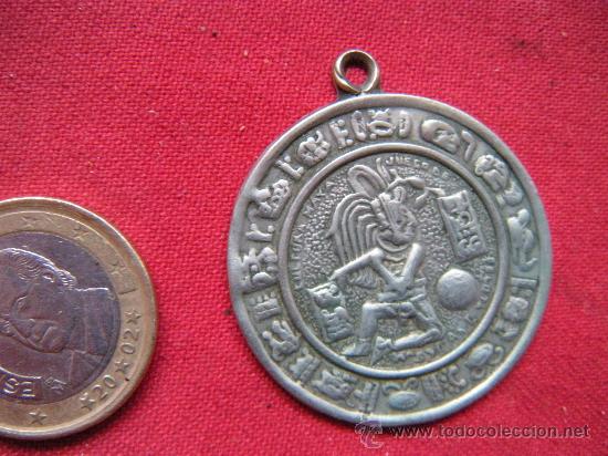M&eacute;dailles th&eacute;matiques: MEDALLA DE ALPACA CON CALENDARIO AZTECA