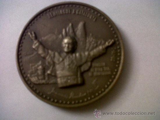 Medaglie tematiche: MEDALLA DE LA VISITA DEL PAPA A NUESTRA SE&Ntilde;ORA DE MONTSERRAT 1982 BENVINGUT A CATALUNYA