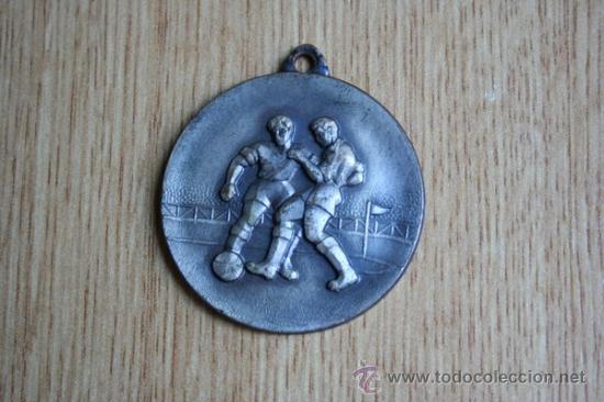 Medaglie tematiche: Medalla de F&uacute;tbol. Banco Atl&aacute;ntico 1975.