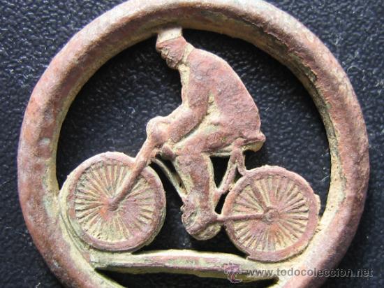 Medallas tem&aacute;ticas: Medalla de ciclista. Cobre 2&acute;3 cm D - Foto 2