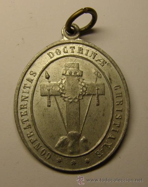 Thematic medals: Medalla religiosa Confraternitas Doctrinae.
