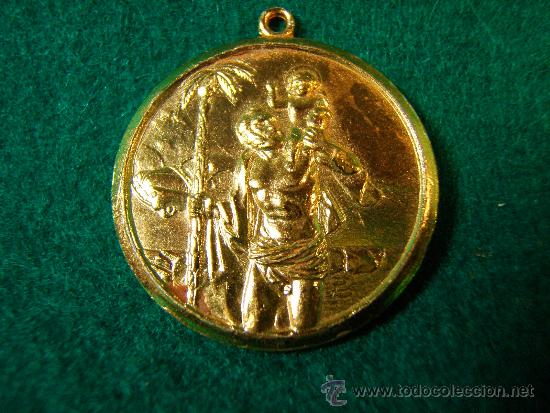 Medaglie tematiche: MEDALLA DORADA DEL NI&Ntilde;O JESUS - 2X2 CM APROX. - DECADA 1960 ?