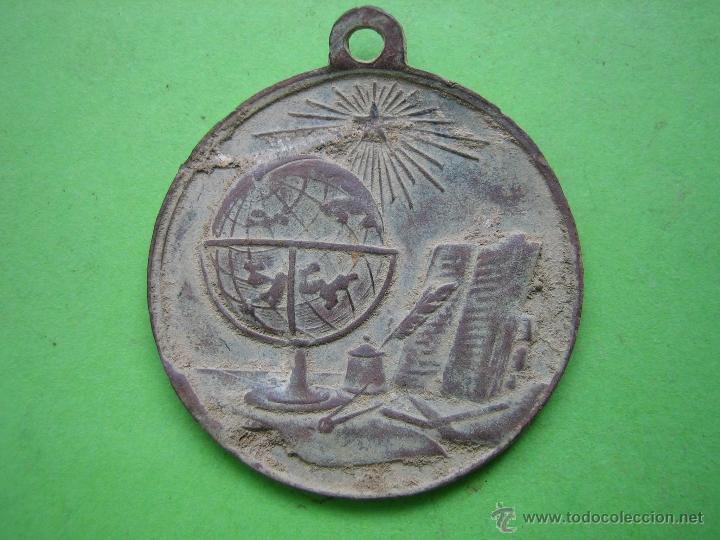 Medallas tem&aacute;ticas: Medalla premi&oacute; a la aplicacion - Foto 1