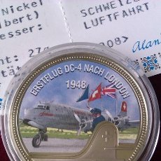 Medallas temáticas: MONEDA CONMEMORATIVA DEL PRIMER VUELO DC-4 A LONDRES 1948 EDICION LIMITADA Y CERTIFICADA. Lote 43259042