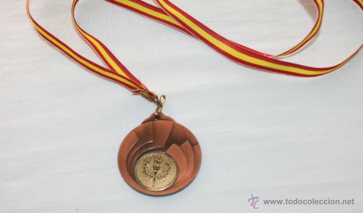 Thematic medals: MEDALLA - AYUNTAMIENTO DE VALDEMORO TEMPORADA 06-07