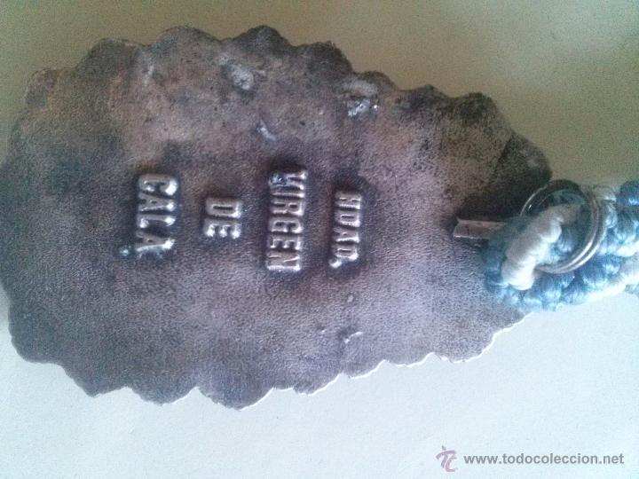 Medallas tem&aacute;ticas: MEDALLA CON CORDON HERMANDAD VIRGEN DE CALA - Foto 2