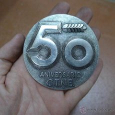 Medallas temáticas: ANTIGUA MEDALLA DE 50 AÑOS DE TELEFONICA. Lote 44554666