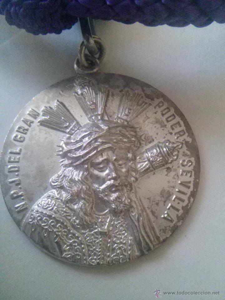 Medallas tem&aacute;ticas: MEDALLA DE PLATA CON CORDON DE JESUS DEL GRAN PODER SEMANA SANTA DE SEVILLA - Foto 1