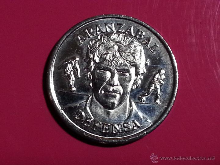 Medaglie tematiche: MEDALLA FUTBOL DEFENSA ARANZABAL COLECCION OFICIAL DE MEDALLAS DE LA SELECCION ESPA&Ntilde;OLA A&Ntilde;O 2000