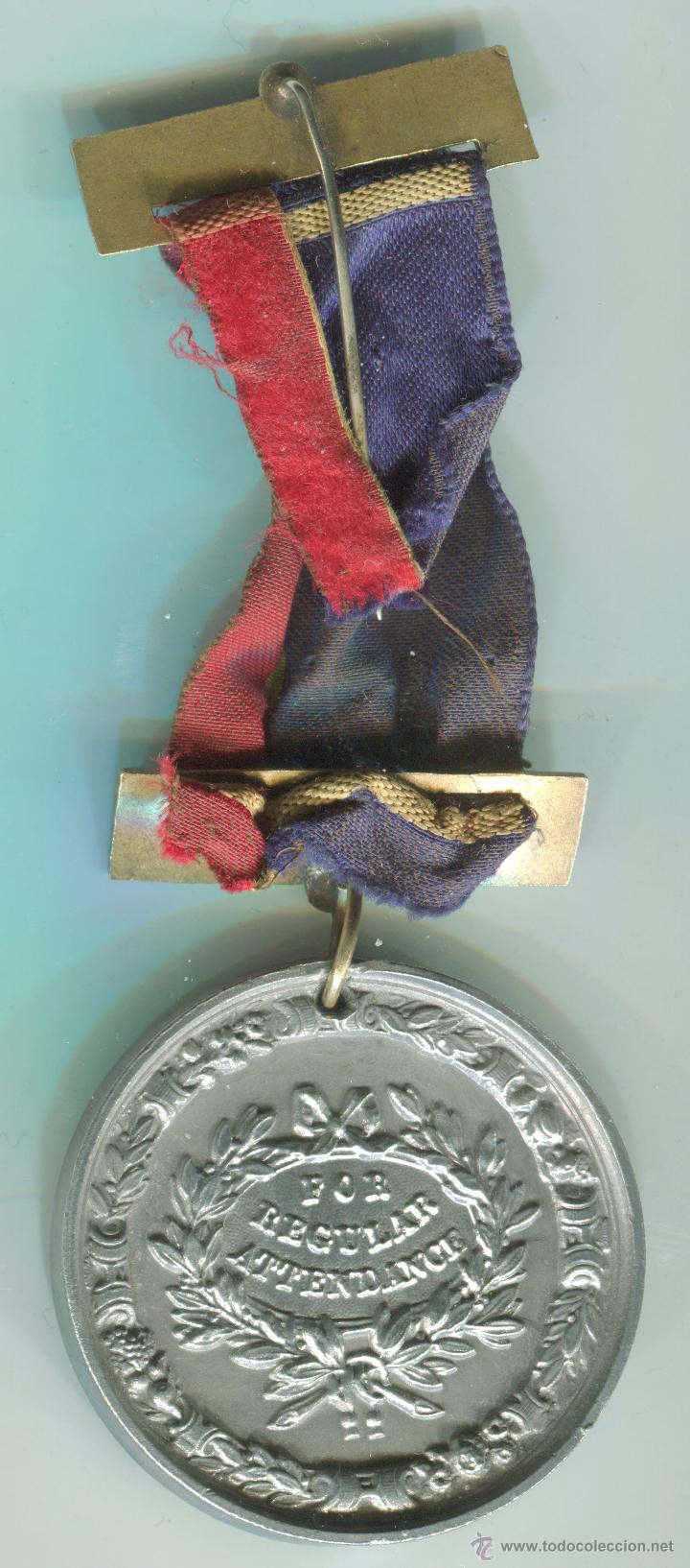 Medallas tem&aacute;ticas: Medalla a clasificar. recompensa por un merito superior. Puede ser zinc. 45mm.