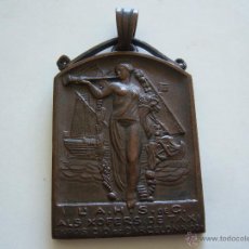 Medallas temáticas: MEDALLA DE L´A.H.S.DE C ALS XOFERS DE TAXI. EXPOSICIO DE BARCELONA 1930. Lote 48237329
