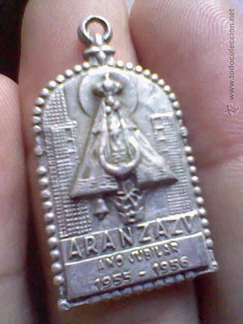 Medaglie tematiche: MEDALLA ALUMINIO SO SIMILAR NTRA SRA ARANZAZU TRAS SAGRADO CORAZON A&Ntilde;O JUBILAR 1955 56 3 CMS APROX