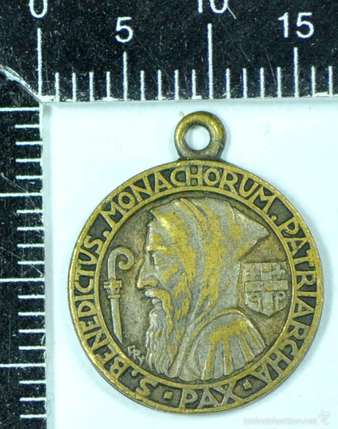 Medallas tem&aacute;ticas: MEDALLA RELIGIOSA  BENEDICTUS  MONACHORUM - Foto 1