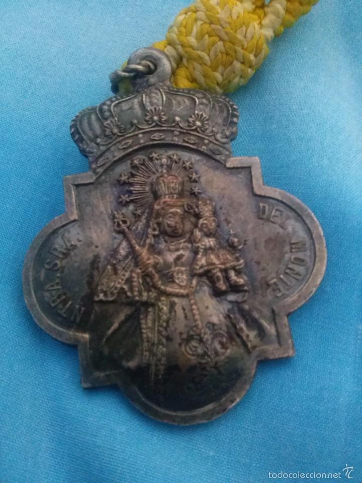 Medallas tem&aacute;ticas: MEDALLA CON CORDON DE LA VIRGEN DEL MONTE PATRONA DE CAZALLA DE LA SIERRA