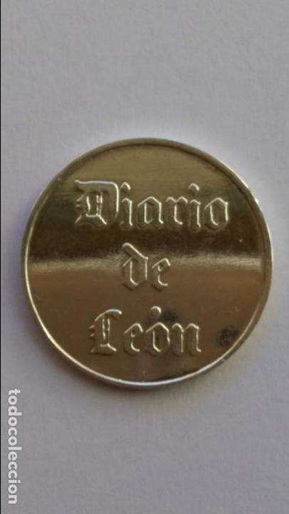 Medallas tem&aacute;ticas: moneda, medalla ,diario de leon de 2,3 cms - Foto 2