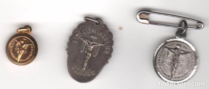 Medaglie tematiche: 3 Antiguas Medallas religiosas del Cristo de la Salud en Herv&aacute;s (C&aacute;ceres ). Una de ellas muy antigua