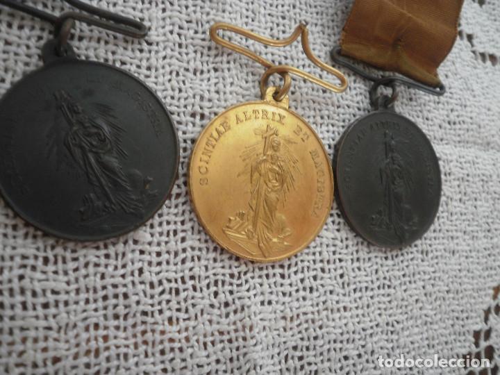 Medallas tem&aacute;ticas: Tres medallas - Foto 2