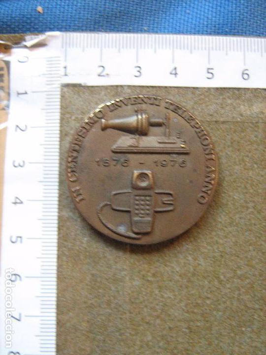 Medalhas tem&aacute;ticas: MEDALLA DE BRONCE DE TELEFONICA DEL A&Ntilde;O  1876 -1976 - DIAMETRO 4 CM