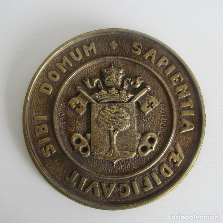Thematic medals: Gran chapa bronce de universidad Burgos Valladolid