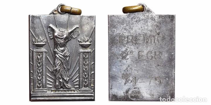 Medallas tem&aacute;ticas: *** PRECIOSA MEDALLA PREMIO DE COLEGIO, CON VICTORIA DE SAMOTRACIA. 1974-75 ***