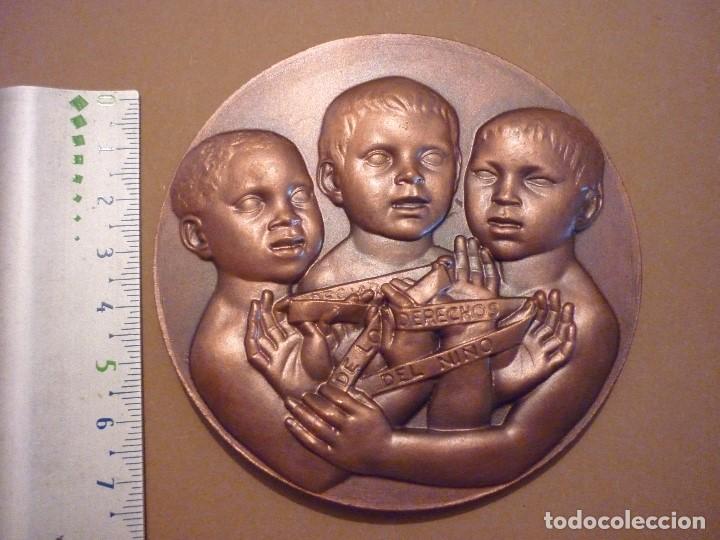 Medaglie tematiche: MEDALLA A&Ntilde;O INTERNACIONAL DE LOS DERECHOS DEL NI&Ntilde;O 1979