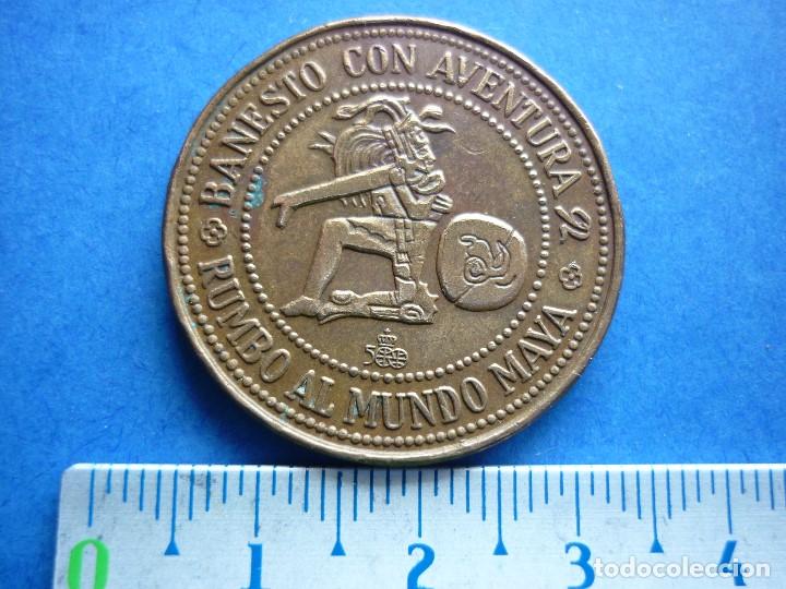 Medaglie tematiche: MEDALLA BANESTO CON AVENTURA RUMBO AL MUNDO MAYA 1990  F.N.M.T