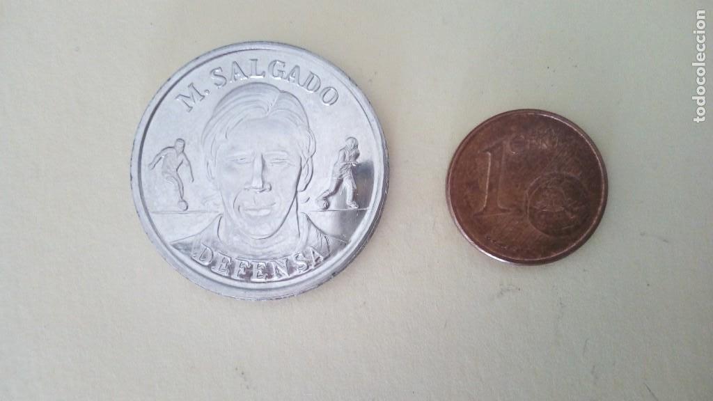 Medaglie tematiche: MEDALLA M&Iacute;CHEL SALGADO COLECCI&Oacute;N OFICIAL SELECCI&Oacute;N A&Ntilde;O 2000