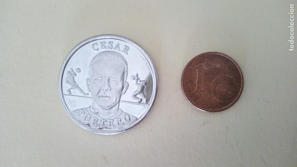 Medaglie tematiche: MEDALLA C&Eacute;SAR COLECCI&Oacute;N OFICIAL SELECCI&Oacute;N A&Ntilde;O 2000