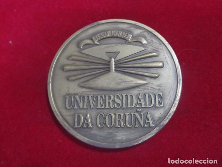Medaglie tematiche: MEDALLA CONMEMORATIVA DE BRONCE - UNIVERSIDADE DA CORU&Ntilde;A (1994)