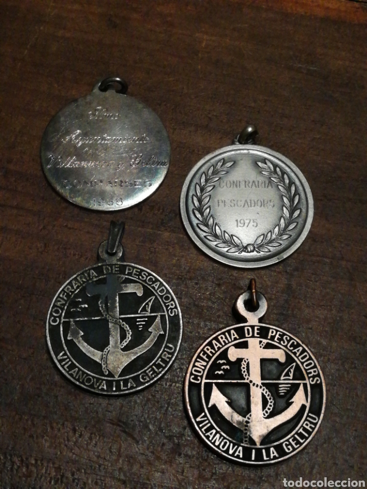 Medallas tem&aacute;ticas: LOTE MEDALLAS CONMEMORATIVAS CONFRARIA DE PESCADORS VILANOVA I LA GELTR&Uacute;- COMPARSES 1968-75-76-81.