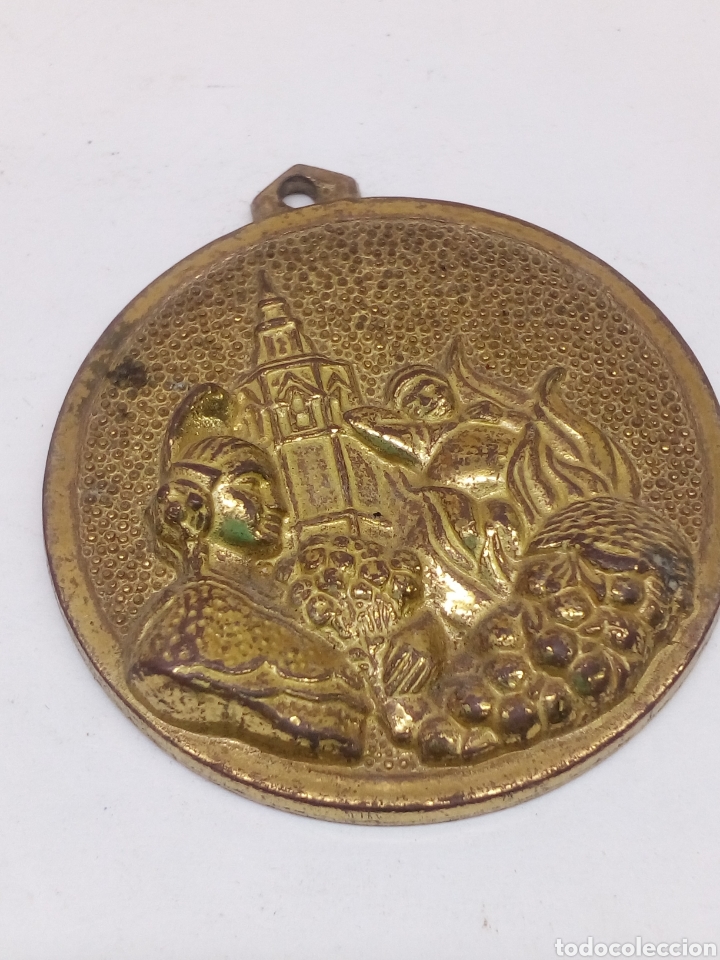 Medallas tem&aacute;ticas: Medalla fallera - Foto 2