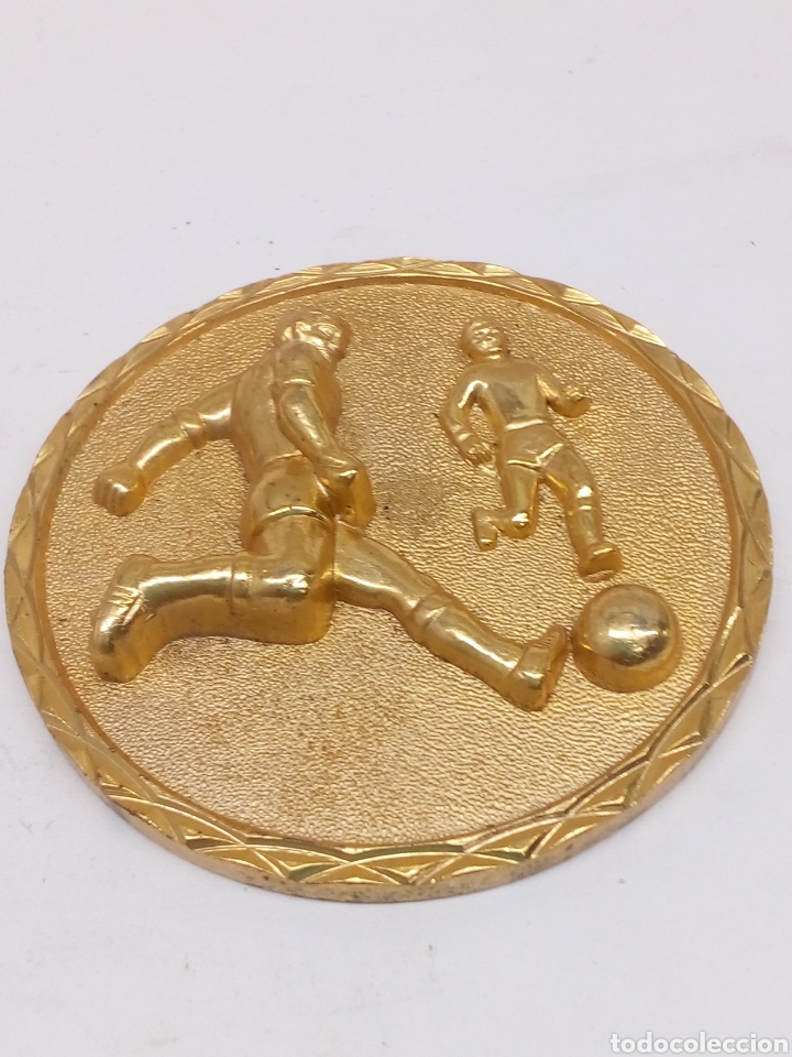 Medallas tem&aacute;ticas: Medalla de futbol - Foto 1