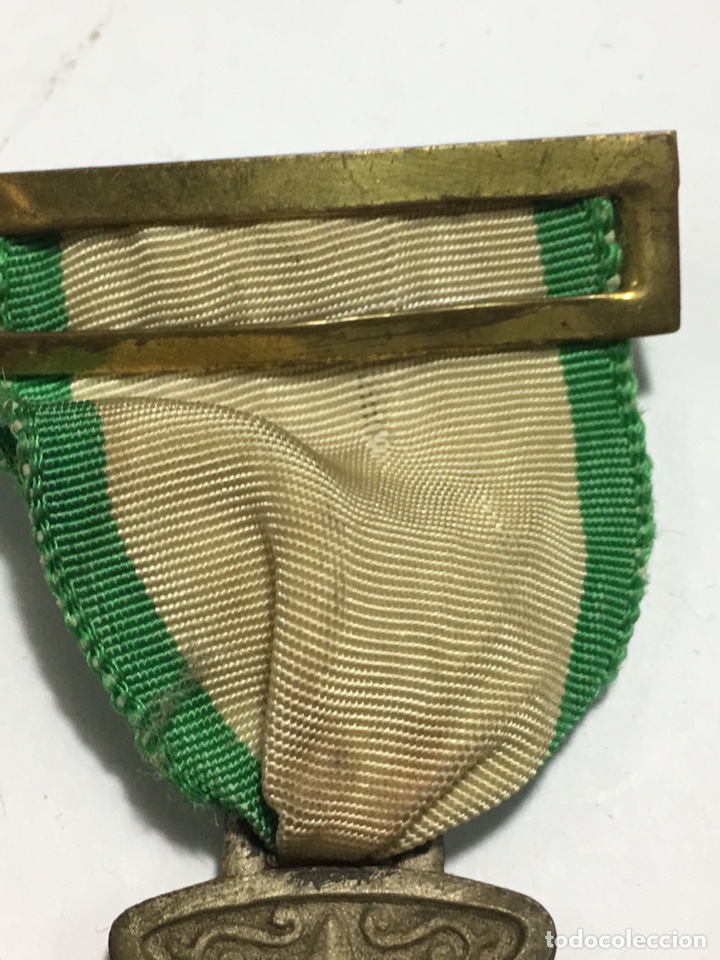 Medallas tem&aacute;ticas: MEDALLA LEGION DE HONOR -LABOREMUS- - Foto 3