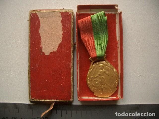 Medallas tem&aacute;ticas: Medalla francesa chapada en oro - Foto 1