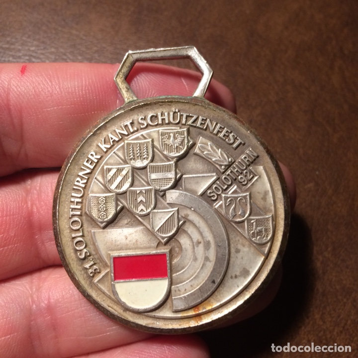 Medalhas tem&aacute;ticas: Medalla de la comuna suiza de Soleura o Solothurn , con bonito escudo esmaltado. Festival de Tiro D