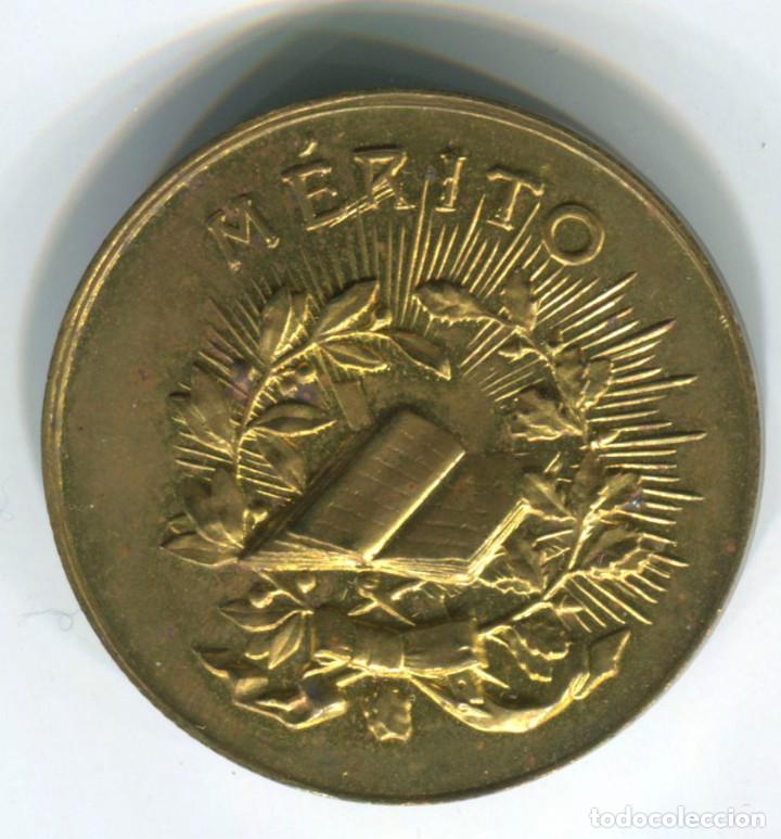 Medallas tem&aacute;ticas: Medalla de premio a la aplicaci&oacute;n. m&eacute;rito.