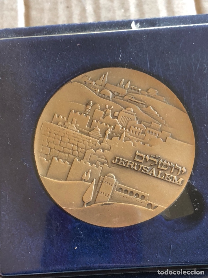 Medallas tem&aacute;ticas: Bonita medalla souvenir de Jerusal&eacute;n, a&ntilde;os 70