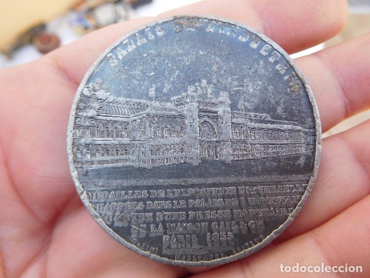 Medallas tem&aacute;ticas: Medalla de plomo o esta&ntilde;o Eugenie imperatrice 1855 - Foto 5