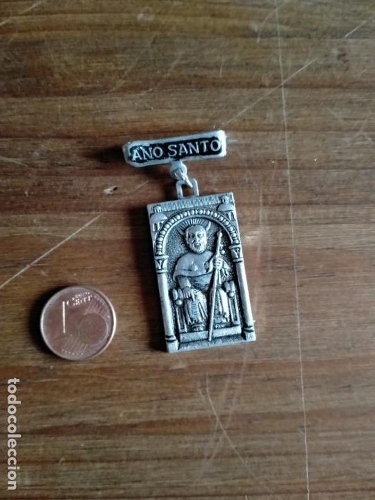 Medalhas tem&aacute;ticas: MEDALLA INSIGNIA A&Ntilde;O SANTO COMPOSTELANO 1971