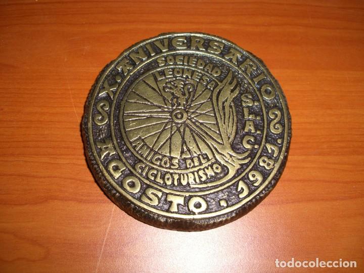 Medalhas tem&aacute;ticas: MEDALLA X ANIVERSARIO SOCIEDAD LEONESA AMIGOS CICLOTURISMO 1981