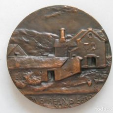 Medallas temáticas: MEDALLA CASA EN EL VALLE DE ARAN , CASA DE MONEDA , 1971 . 289 GRAMOS/78,5 MM. Lote 212592535