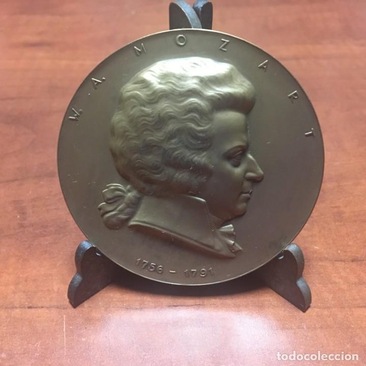 Thematic medals: MEDALLA BRONCE MOZART