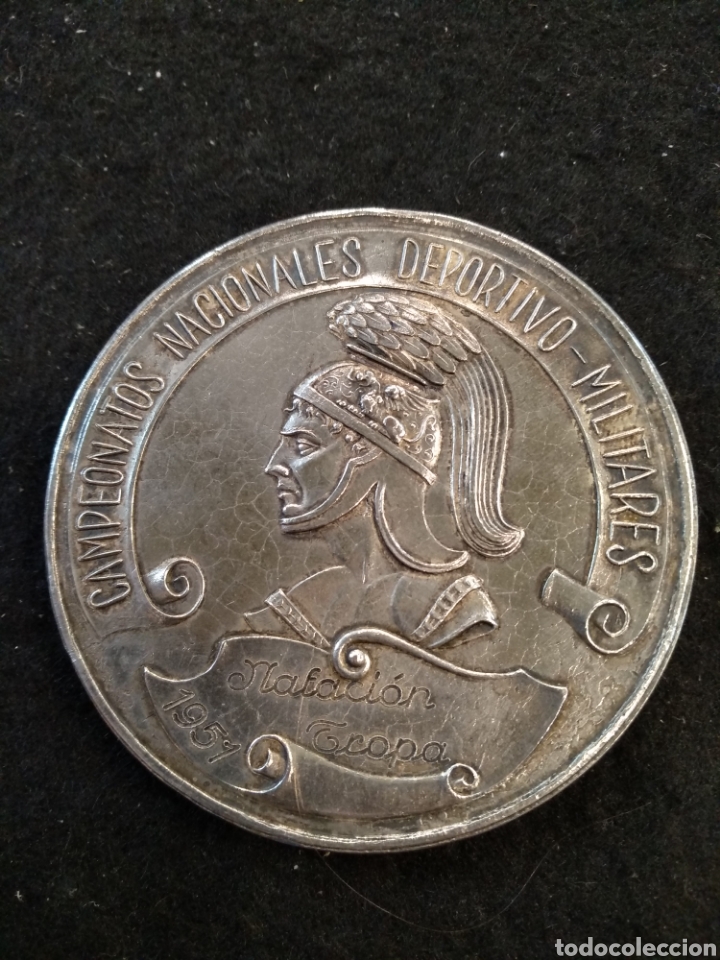 Medalhas tem&aacute;ticas: Gran medalla Campeonatos nacionales deportivo Militar, 1951, nataci&oacute;n.