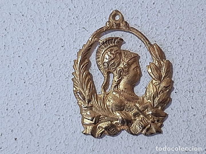 Medallas tem&aacute;ticas: ANTIGUA MEDALLA PREMIO AL MERITO ESCOLAR A&Ntilde;OS 20 / 30