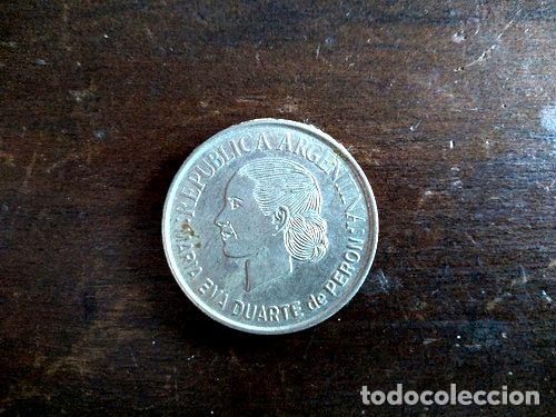 M&eacute;dailles th&eacute;matiques: moneda de 2 pesos argentinos eva duarte de peron