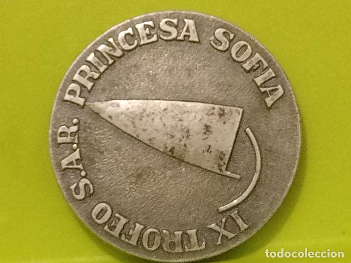 Medaglie tematiche: 1978 PRINCESA SOFIA PALMA MALLORCA SEMANA INTERNACIONAL VELA MEDALLA MANO METAL 5 CMS