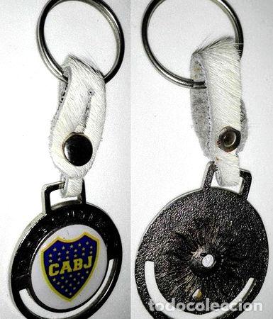 Medaglie tematiche: llavero logo boca juniors metalico pintado con cuero peludo