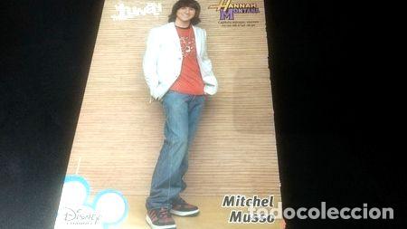 M&eacute;dailles th&eacute;matiques: poster mitchel musso fullmetal alchemist 42 x 28 o097