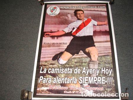 Medalhas tem&aacute;ticas: afiche de munoz wing derecho en la maquina de river plate